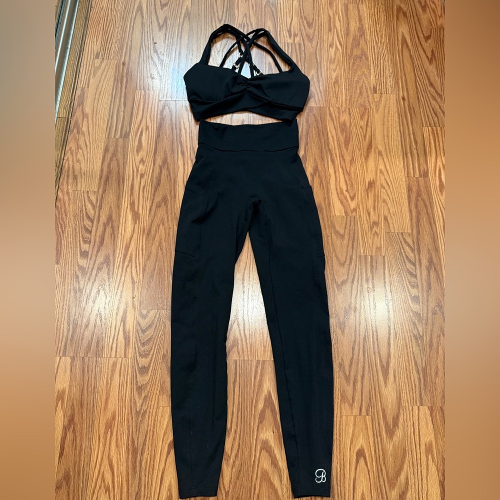 Bombshell Sportswear set🖤